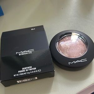 NEW Mac Skinfinish - Soft and Gentle